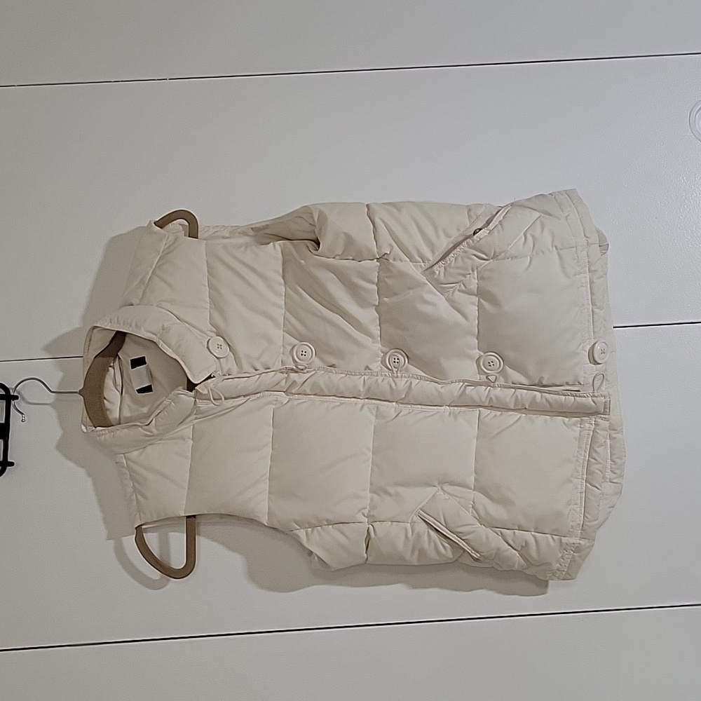 J Crew Down FIlled Full Zip Ivory Vest Sz M